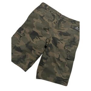 Marc Ecko NYC Camo Shorts–Dark Green & Brown–Size 32”x19”